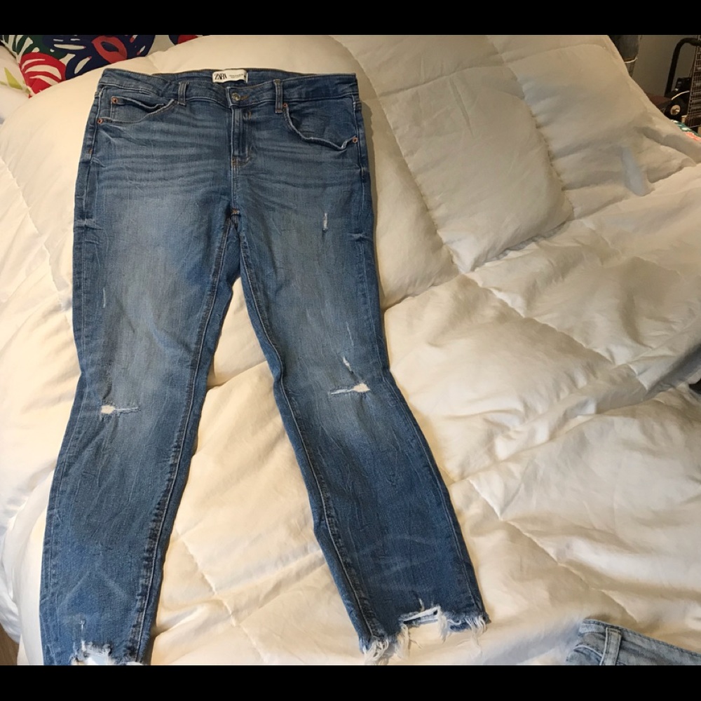 Zara Skinny Jeans- like new